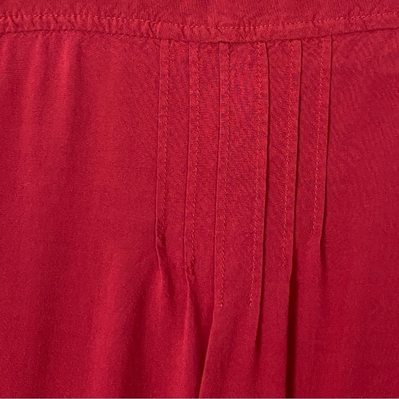 Old Navy Button Up Top Womens Sz Med Red 100% Rayon Flowy - Picture 8 of 9